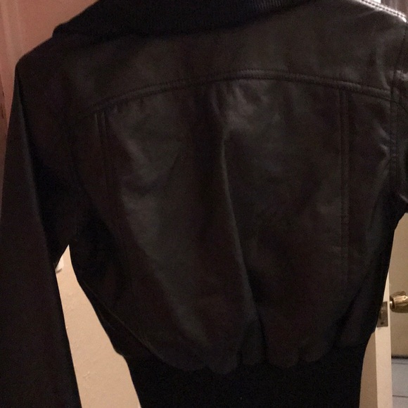 Jacket - Picture 4 of 4